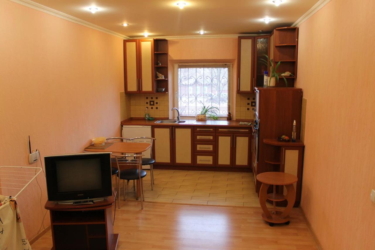 Studio apartment Csernyihiv Kültér fotó